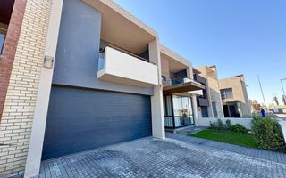 4 Bedroom House To Rent in Lagoon