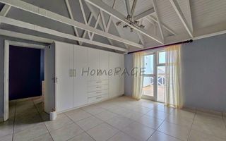 3 Bedroom House For Sale in Long Beach