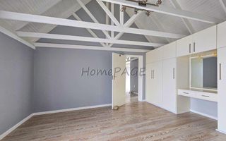 3 Bedroom House For Sale in Long Beach