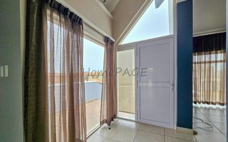 3 Bedroom House For Sale in Long Beach