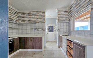 3 Bedroom House For Sale in Long Beach