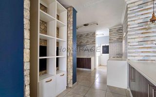 3 Bedroom House For Sale in Long Beach