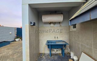 3 Bedroom House For Sale in Long Beach
