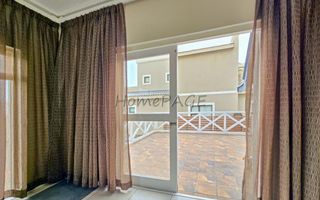 3 Bedroom House For Sale in Long Beach