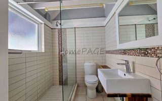3 Bedroom House For Sale in Long Beach