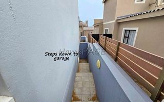 3 Bedroom House For Sale in Long Beach
