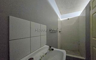 3 Bedroom House For Sale in Long Beach