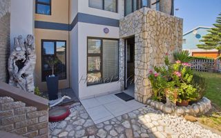 3 Bedroom House For Sale in Mile 4, Swakopmund