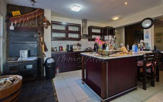 3 Bedroom House For Sale in Mile 4, Swakopmund