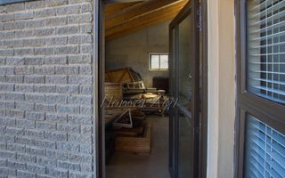 3 Bedroom House For Sale in Mile 4, Swakopmund