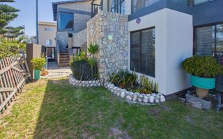 3 Bedroom House For Sale in Mile 4, Swakopmund