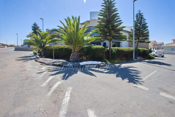 3 Bedroom House For Sale in Mile 4, Swakopmund