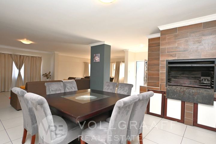 3 Bedroom House To Rent in Tamariskia, Swakopmund