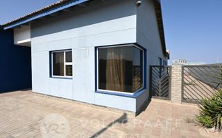 3 Bedroom House To Rent in Tamariskia, Swakopmund