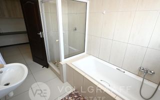3 Bedroom House To Rent in Tamariskia, Swakopmund