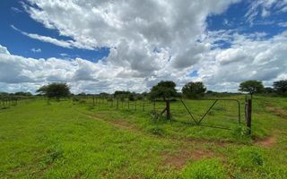 Small Holding / Plot For Sale in Hochfeld