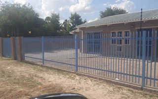 4 Bedroom House For Sale in Oshakati