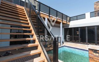 4 Bedroom House For Sale in Dolphin Beach