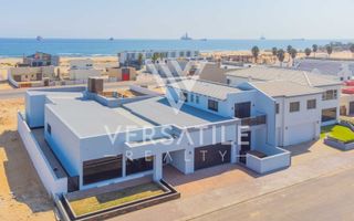 4 Bedroom House For Sale in Dolphin Beach