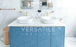 4 Bedroom House For Sale in Dolphin Beach