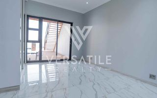 4 Bedroom House For Sale in Dolphin Beach