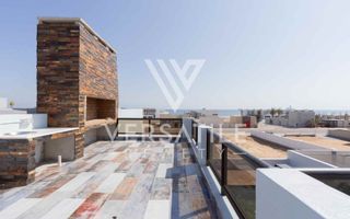 4 Bedroom House For Sale in Dolphin Beach