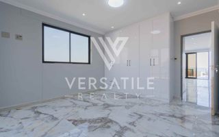 4 Bedroom House For Sale in Dolphin Beach