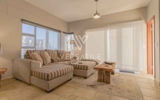 2 Bedroom Apartment To Rent in Long Beach