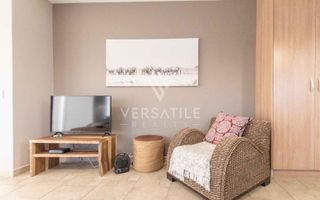 2 Bedroom Apartment To Rent in Long Beach