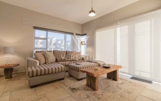 2 Bedroom Apartment To Rent in Long Beach