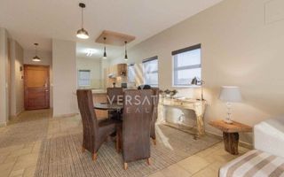 2 Bedroom Apartment To Rent in Long Beach