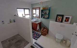5 Bedroom House For Sale in Meersig