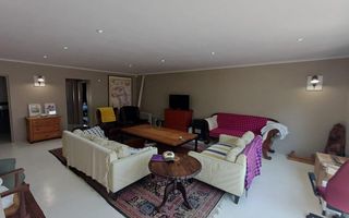 5 Bedroom House For Sale in Meersig