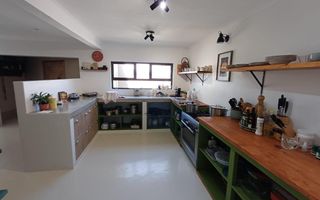 5 Bedroom House For Sale in Meersig