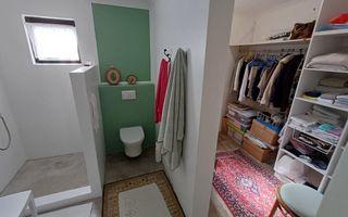 5 Bedroom House For Sale in Meersig