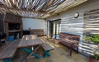 5 Bedroom House For Sale in Meersig