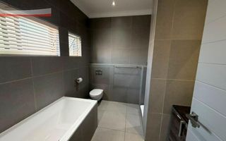 1 Bedroom Apartment For Sale in Dolphin Beach