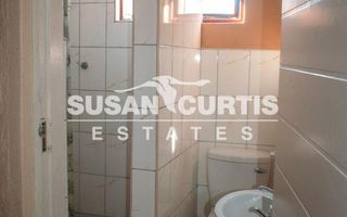 6 Bedroom House For Sale in Walvis Bay Central