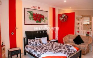 6 Bedroom House For Sale in Walvis Bay Central