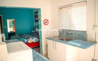 6 Bedroom House For Sale in Walvis Bay Central