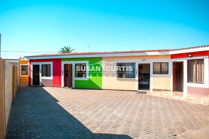 6 Bedroom House For Sale in Walvis Bay Central