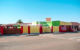 6 Bedroom House For Sale in Walvis Bay Central