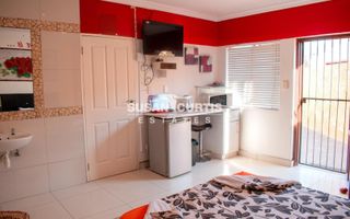 6 Bedroom House For Sale in Walvis Bay Central