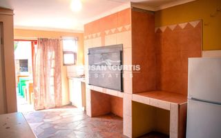 6 Bedroom House For Sale in Walvis Bay Central