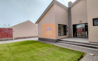 3 Bedroom House To Rent in Ocean View, Swakopmund