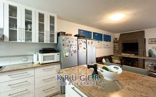 3 Bedroom House For Sale in Henties Bay Central, Henties Bay