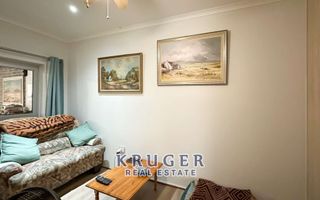 3 Bedroom House For Sale in Henties Bay Central, Henties Bay