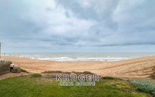 3 Bedroom House For Sale in Henties Bay Central, Henties Bay