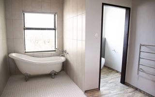 5 Bedroom House For Sale in Ocean View, Swakopmund