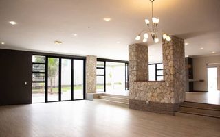 5 Bedroom House For Sale in Ocean View, Swakopmund